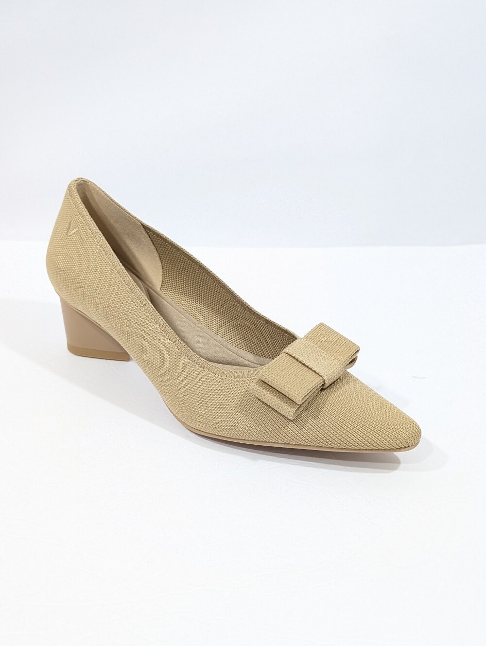 Vivaia Titli Pointed Toe Heels Eu 41 New women Classic style Pumps bow beige